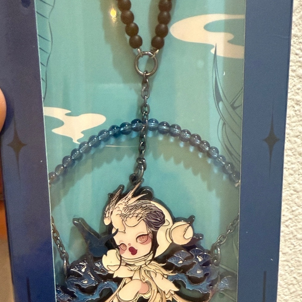POP MART Skullpanda Black and Blue Necklace - Picture 7 of 8